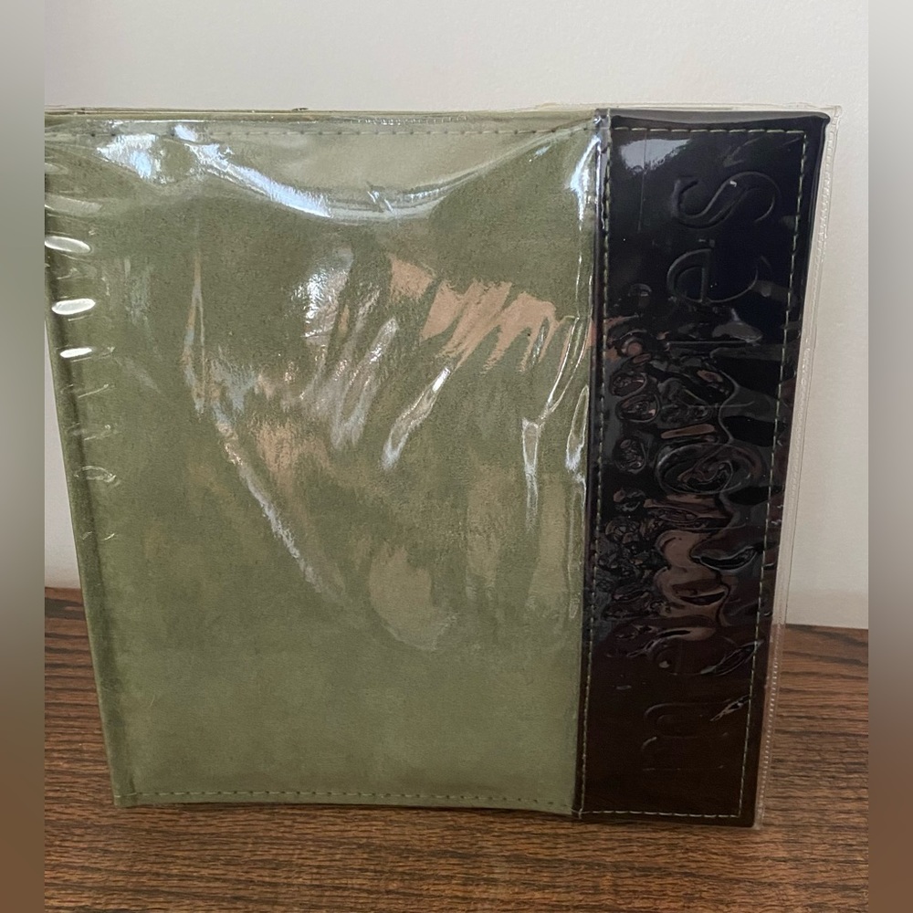NWT Sage Suede & Brown Leather Memories Photo Album